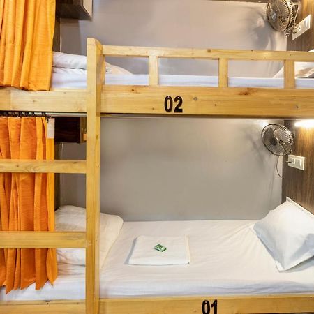 Sunrise Hostel Dormitory Mumbai Exterior foto
