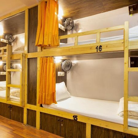 Sunrise Hostel Dormitory Mumbai Exterior foto